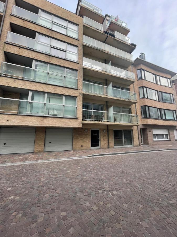 Penthousestudio Gaudi Met Zonneterras En Zicht Op Zee Διαμέρισμα Nieuwpoort Εξωτερικό φωτογραφία